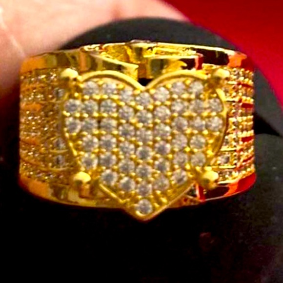 Planet Gold Jewelry - Beautiful brand new with no tag